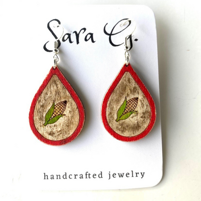 Teardrop Dangle Earring | Corn Husk Design | Hand Distressed Earring | Natural Gray Color With Red Border | Lightweight Earring | Classy & Simple Earring | Handmade Jewelry