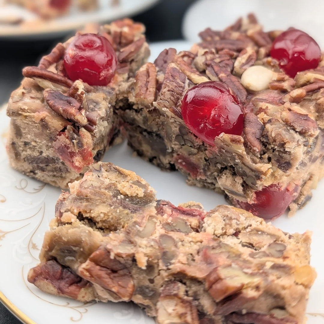 Grandma's Fruitcake in Holiday Tin | 1 lb | Beatrice Bakery