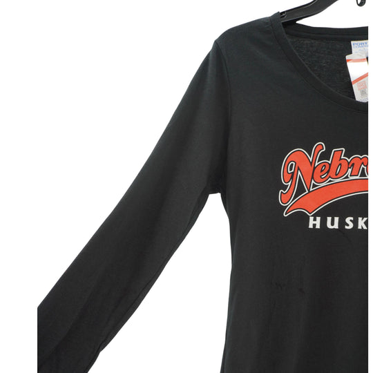 Nebraska Huskers Long Sleeve V-Neck Women's T-Shirt | Black | Multiple Sizes | Lou's Sporting Goods | 25N19LLSVT