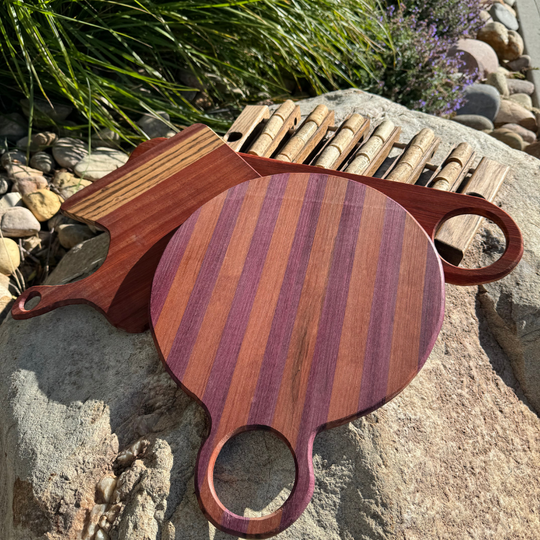 Exotic Wood Cutting Board | African Purple Heart & Padauk Wood | Cheese Board | Round Handcrafted Serving Trey | Perfect for Charcuterie Display | Pizza Holder | 15"X12"X0.5"