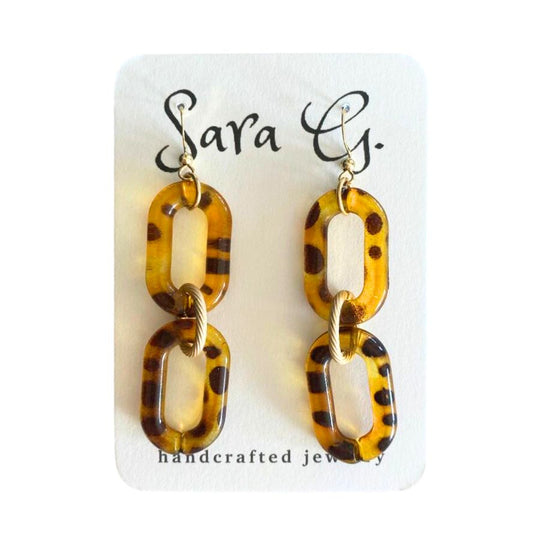 Dangly Acrylic Link Earrings | Wheat Color | For A Sophisticated, Bold Look | Elevate Your Outfit | Easy To Style | Perfect For Any Occasion & Outfit