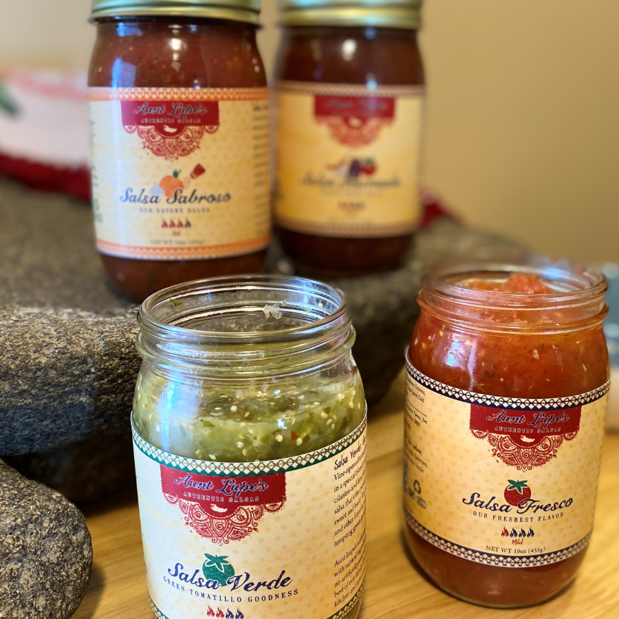 Salsa Fresca | Medium Heat Salsa | 16 oz. | Gluten Free | Authentic Nebraska Salsa | Fresh | Made with Vine-Ripened Tomatoes | Perfect Blend of Peppers, Onions, and A Hint of Cilantro and Lime | Pairs Perfect With Tacos, Salads, Chips, and More