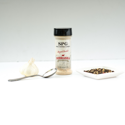 Salt, Pepper, Garlic Seasoning | 5 oz. Bottle | Adds A Savory Accent To Any Dish | Savory Garlic Blended With Black & White Pepper | Delicious On Any Meat Or Vegetable | Nebraska Seasoning | Carefully Crafted