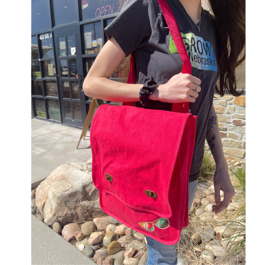 Nebraska Bag | Cool Joe Field Bag | Red | Carry Your Essentials In Style | Crafted From Durable Materials | Classic, Modern Look