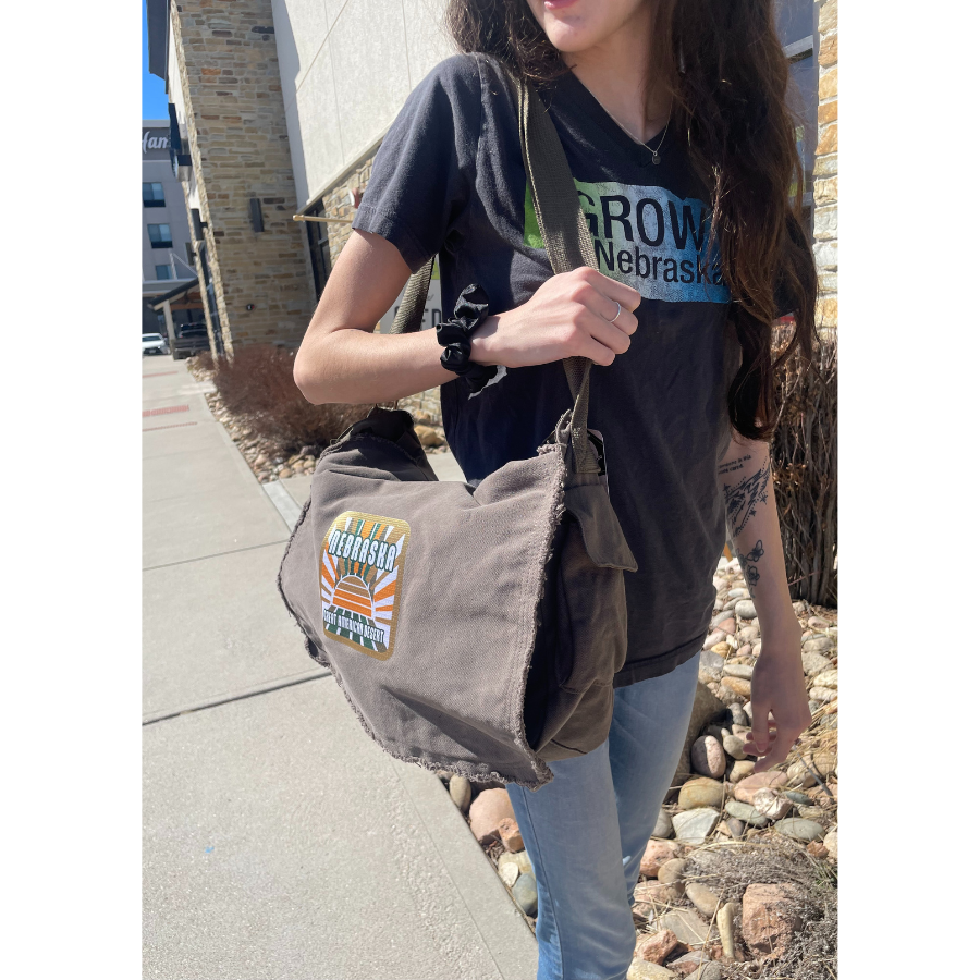 Nebraska Messenger Bag | Great American Desert | Gray | Hobo Crossbody Bag | Shoulder Tote | Multiple Pockets | Large Unisex Crossbody Bag