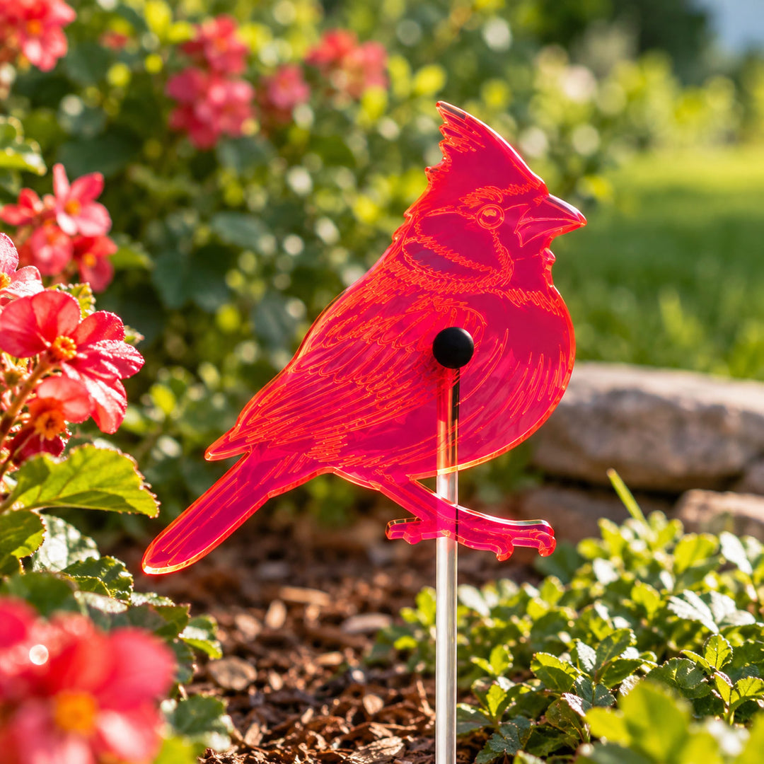 Cardinal yard decor