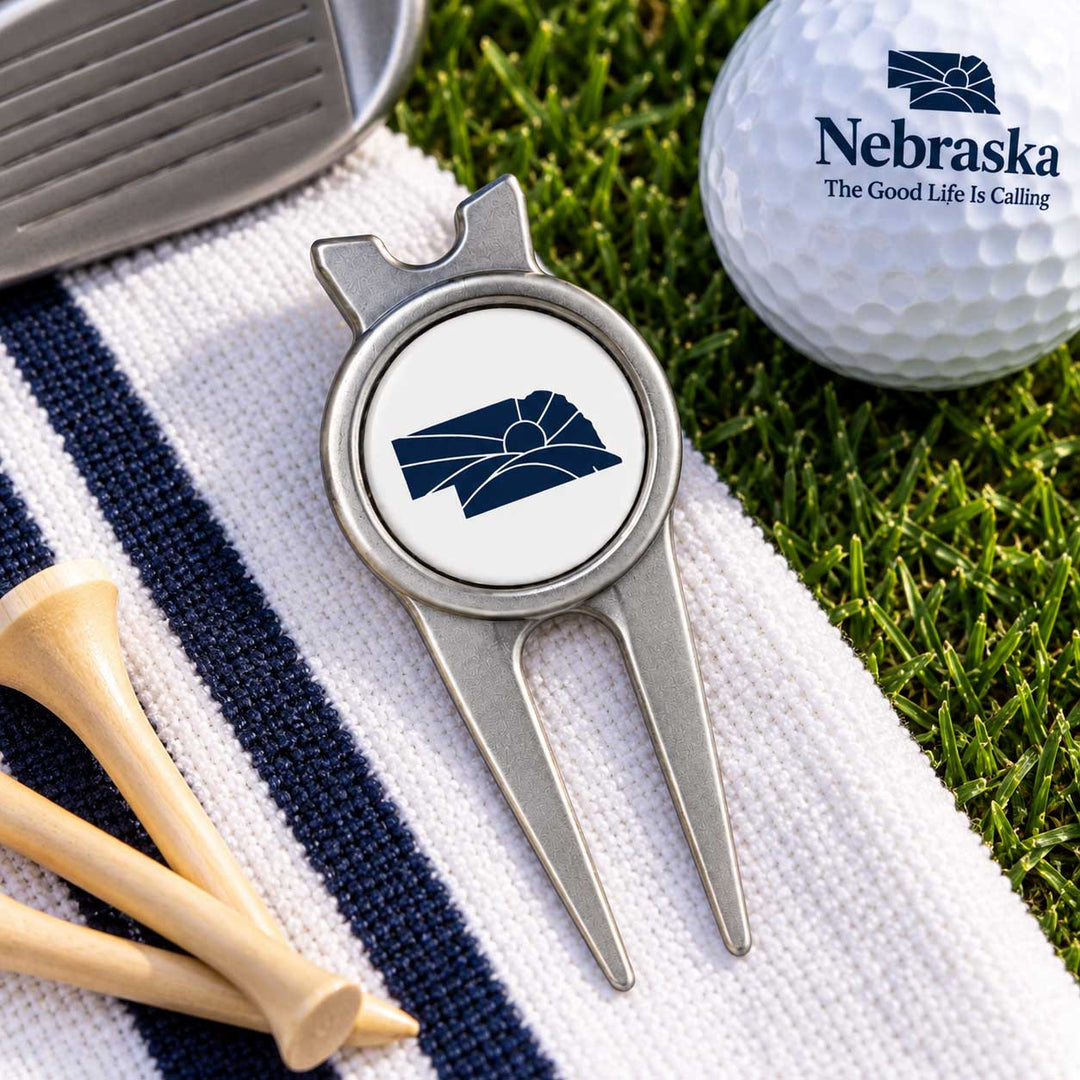 Nebraska Divot Tool