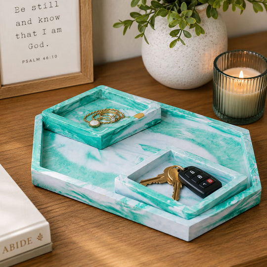 tray on front table