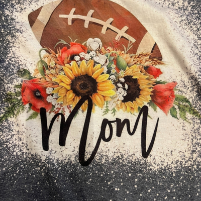 Football Mom | T-shirt