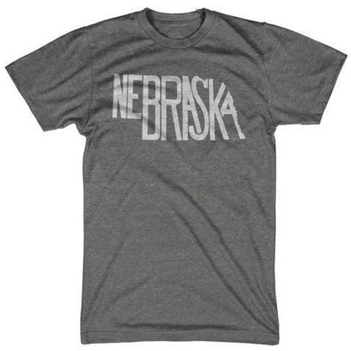Nebraska T-Shirt | Grey Stately Design | Cute & Simple Nebraska Shirt For Women | Soft & Breathable Fit | Perfect Addition To Your Wardrobe