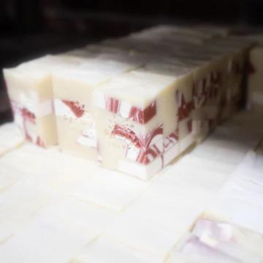 Peppermint Twist Soap | 4 oz | Pacha Soap Company